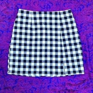 Forever 21 mini skirt 😍